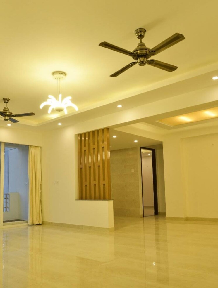 Room, sahastradhara road 4 Bedroom 385 Sq.Yd. Independent House In Sahastradhara Road Dehradun 8991649