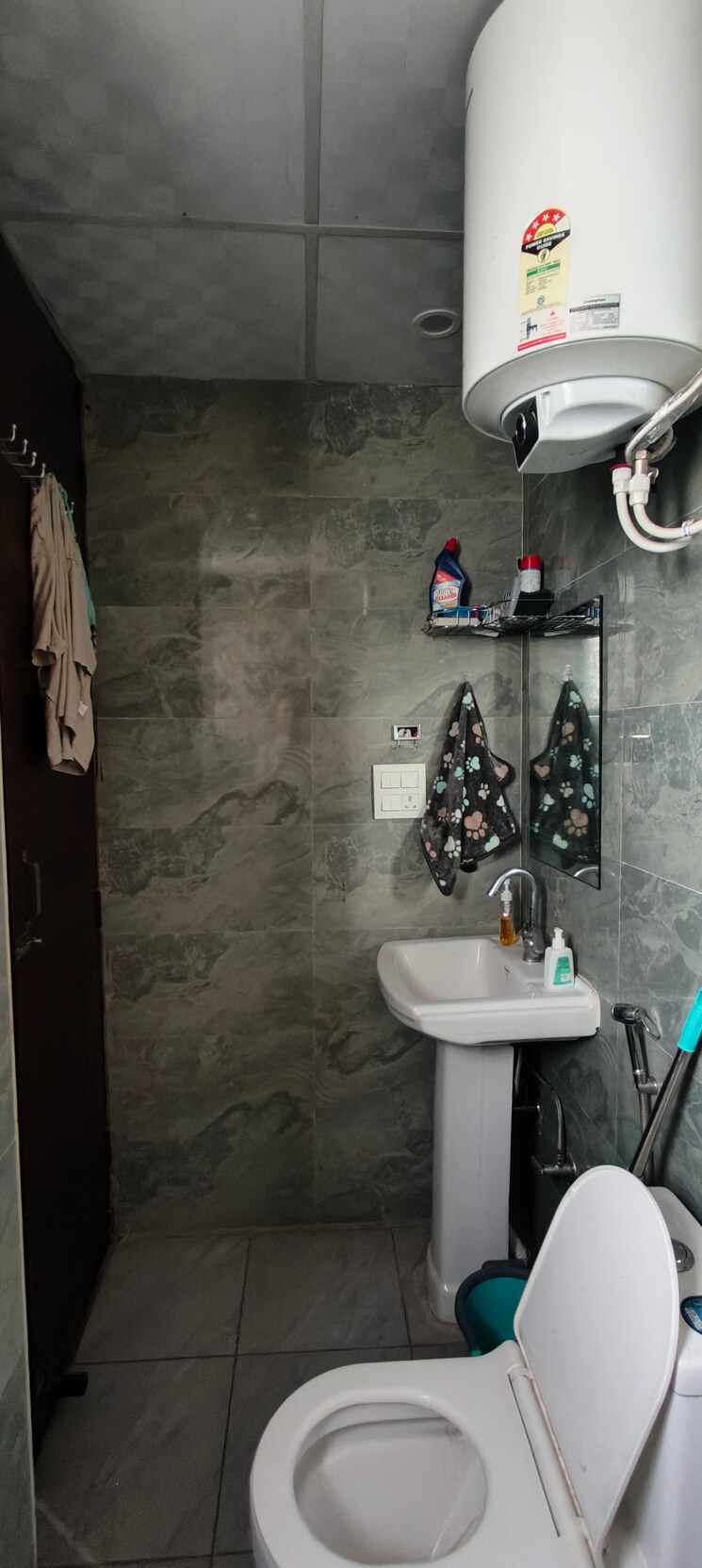 Bathroom, ansal-palam-triangle 1 Bedroom 550 Sq.Ft. Builder Floor In Palam Vihar Extension Gurgaon 8991691