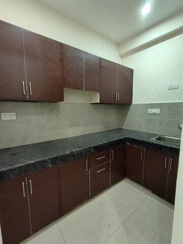 Kitchen in 1 BHK Builder Floor at Ansal Palam Triangle, Palam Vihar Extension – for Rent