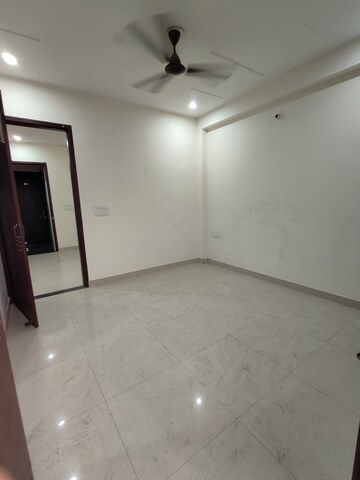 Room in 1 BHK Builder Floor at Ansal Palam Triangle, Palam Vihar Extension – for Rent