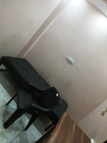 Attached Bathroom in 2 BHK Apartment at Karol Bagh – for Rent