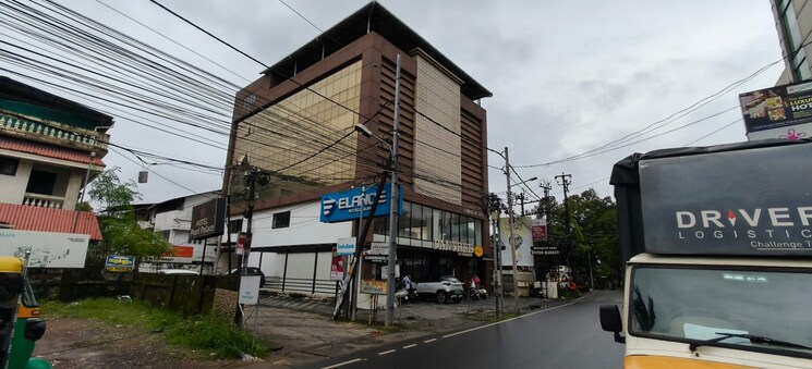 Exterior View, ernakulam Commercial Showroom 2700 Sq.Ft. In Ernakulam Kochi 8991742