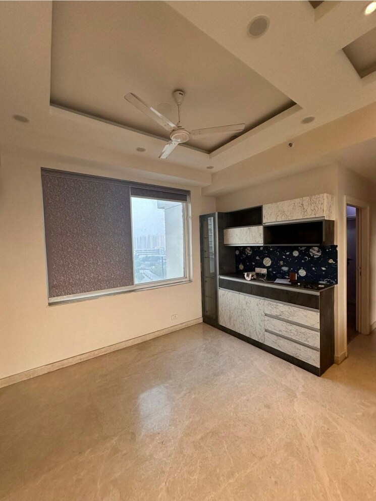 Room, dlf-the-primus 3 Bedroom 1818 Sq.Ft. Apartment In Sector 82a Gurgaon 8991761