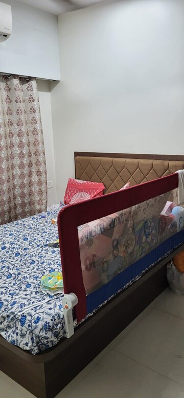 Bedroom in 1 BHK Apartment at Bhoomi Samarth, Goregaon East – for Rent