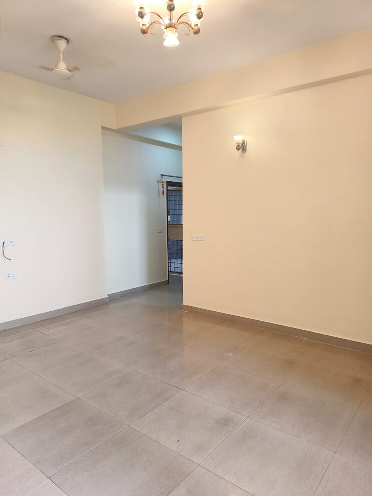 Room, civitech-sampriti 4 Bedroom 2380 Sq.Ft. Apartment In Sector 77 Noida 8991773