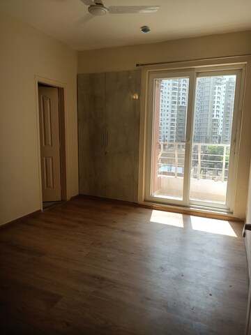 Room in 3 BHK Apartment at Lotus Panache, Sector 110 – for Rent