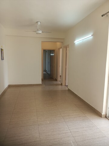 Room in 3 BHK Apartment at Lotus Panache, Sector 110 – for Rent