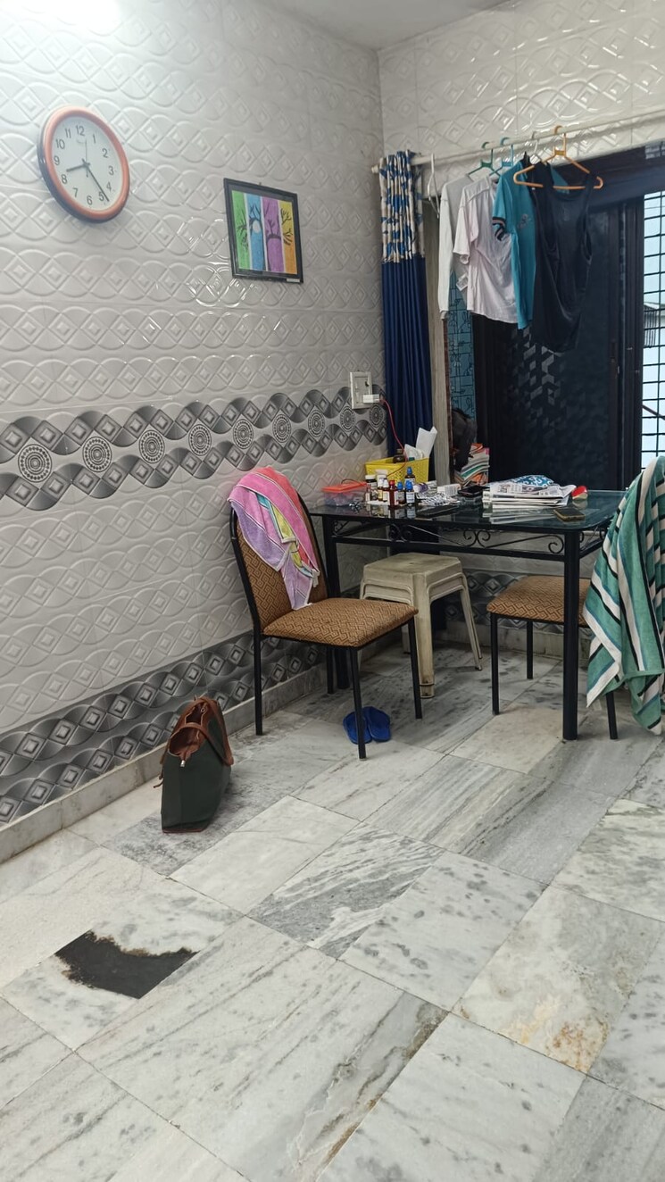  Parking, saraswati-chs-dahisar 1 Bedroom 400 Sq.Ft. Apartment In Dahisar East Mumbai 8991814