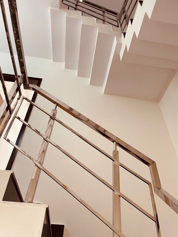 Staircase in 4 BHK Villa at Sindhuja Greens, Sector 10 Greater Noida – for Rent