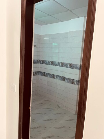 Room in 4 BHK Villa at Sindhuja Greens, Sector 10 Greater Noida – for Rent