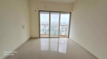 Master Bedroom in 2 BHK Apartment at Lotus Lotus Link Square, Malad West – for Rent