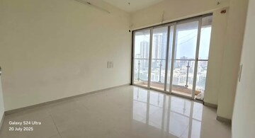 Bedroom in 2 BHK Apartment at Lotus Lotus Link Square, Malad West – for Rent