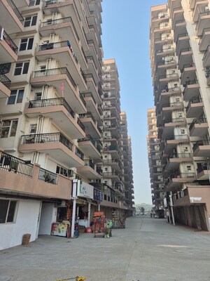 2 BHK Apartment For Sale in HCBS Sports Ville, Sohna Sector 35