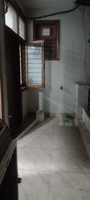 Kitchen in 3 BHK Builder Floor at Green Fields Colony – for Rent