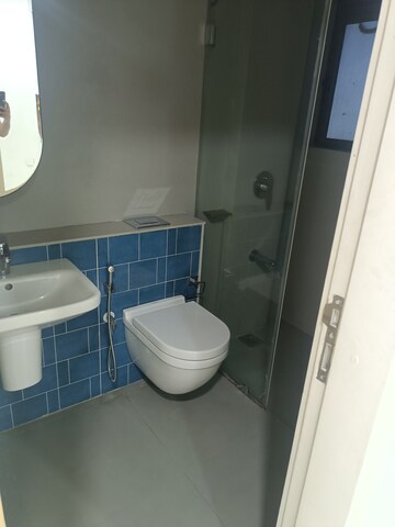 Bathroom in 4 BHK Apartment at Rustomjee Crown, Prabhadevi – for Rent
