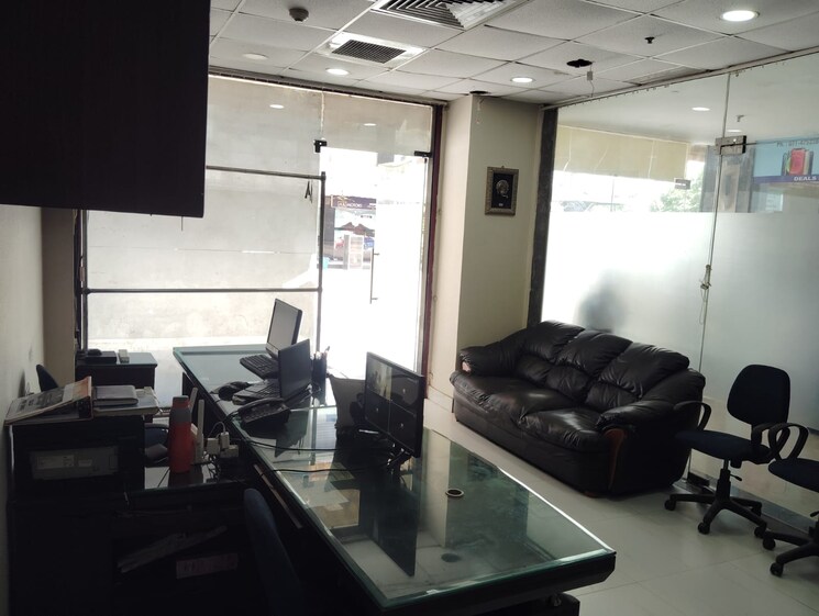 Team Area, vipul-greens 3 Bedroom 1895 Sq.Ft. Apartment In Sector 48 Gurgaon 8991912