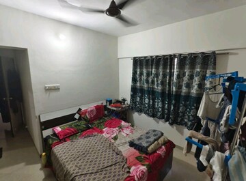 Bedroom in 2 BHK Apartment at Om Sai Plaza, Ghodbunder Road – for Rent