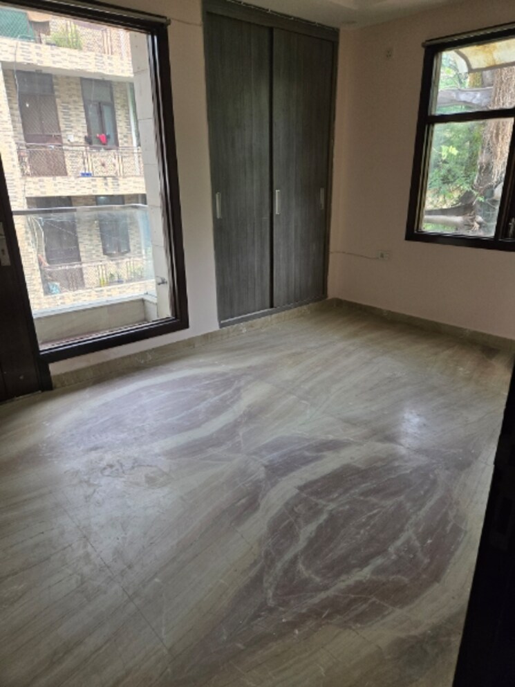 Room, dayanand colony 2.5 Bedroom 900 Sq.Ft. Builder Floor In Dayanand Colony Delhi 8991972