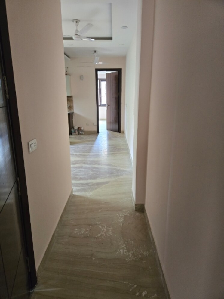 undefined, dayanand colony 2.5 Bedroom 900 Sq.Ft. Builder Floor In Dayanand Colony Delhi 8991972