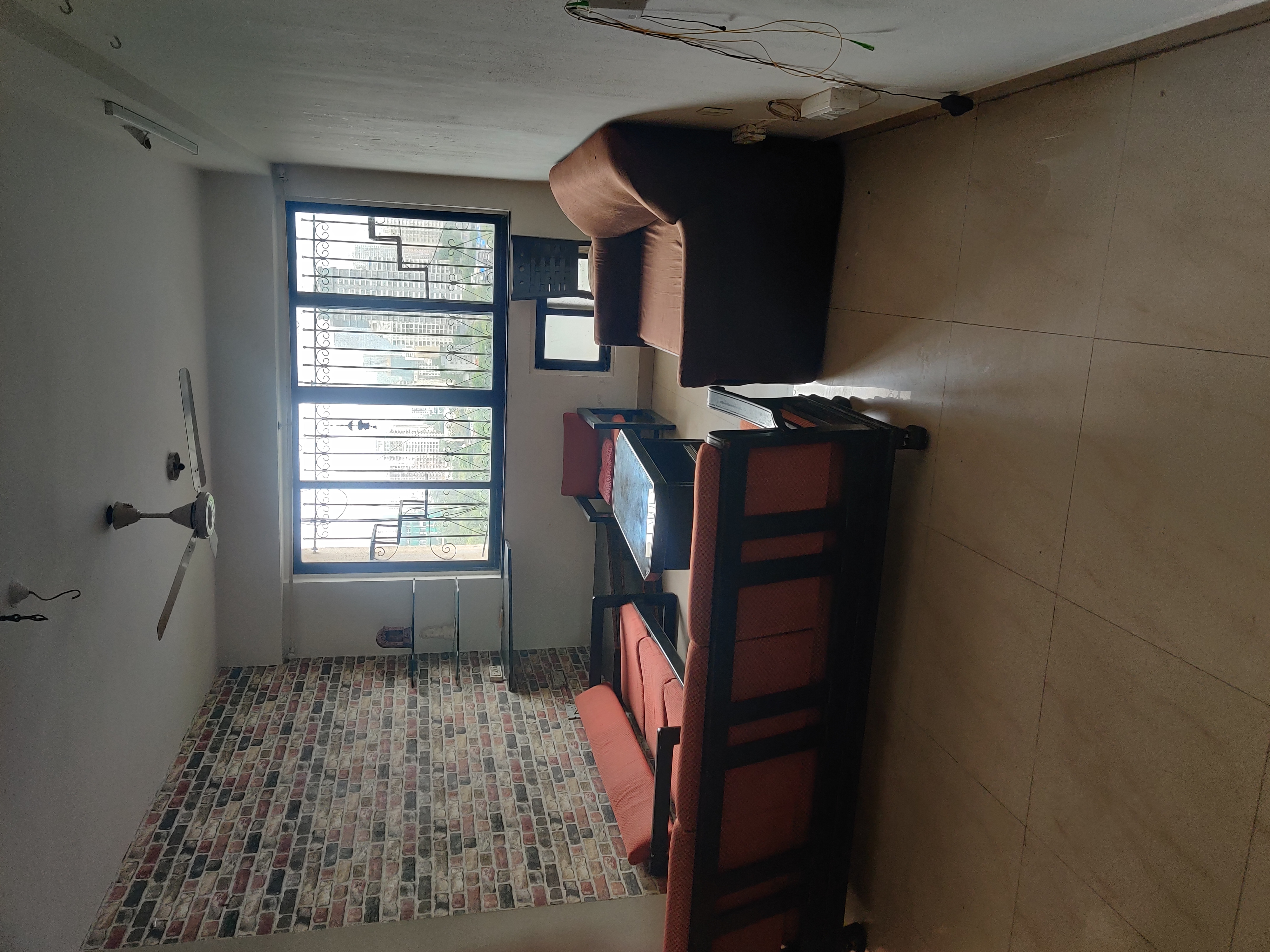 2 BHK Apartment For Rent in Ankur Building