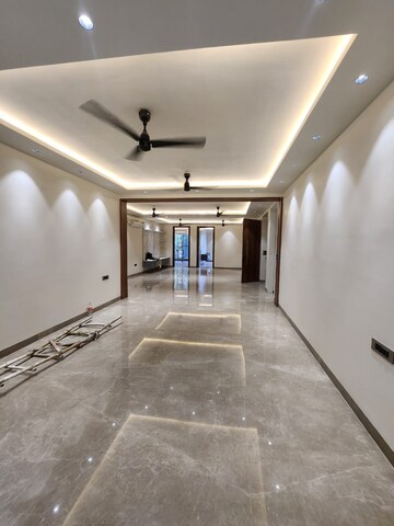 Building Lobby in 4 BHK Builder Floor at Sushant Lok I – for Sale