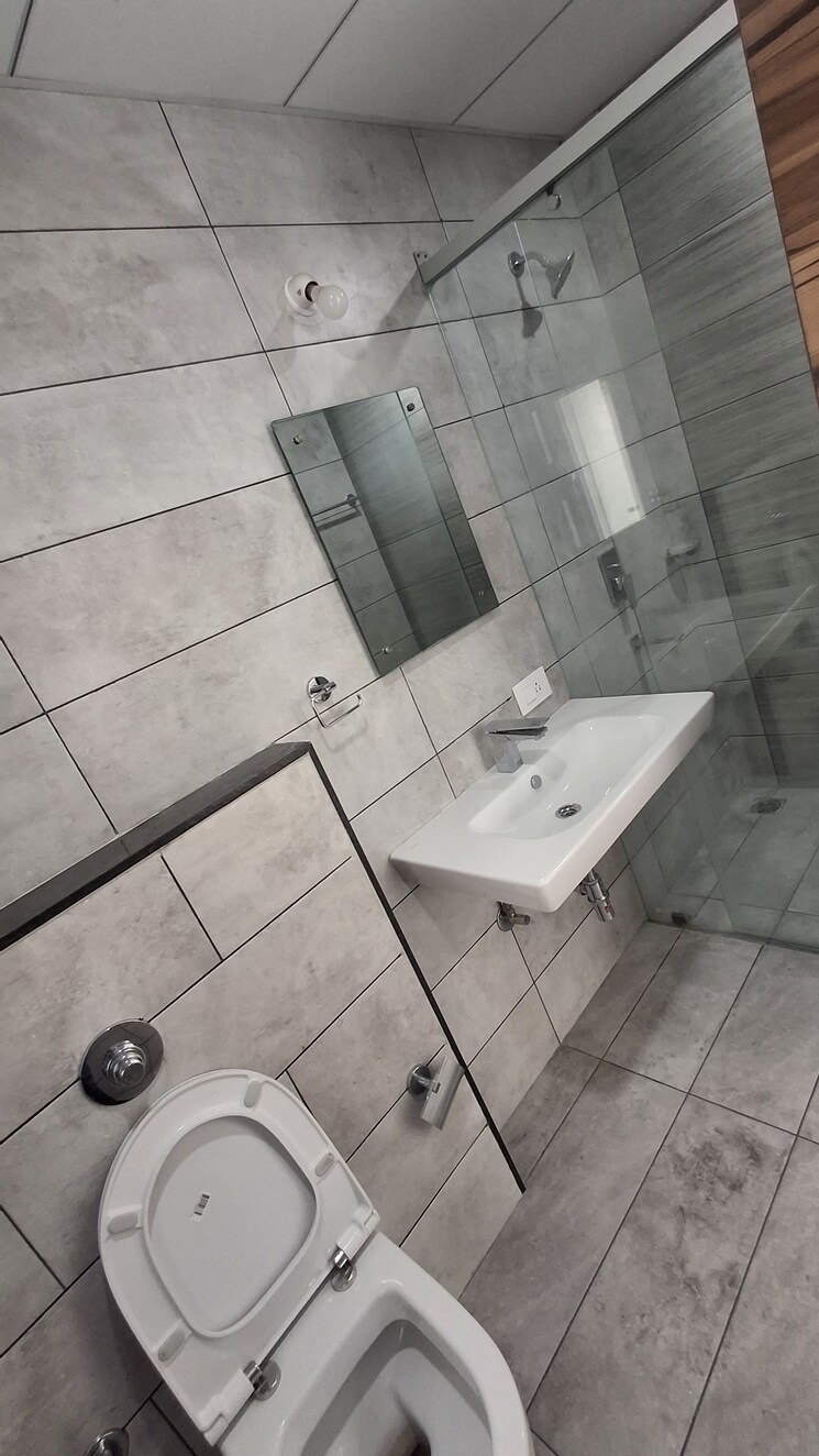 Bathroom, jayabheri-the-summit 3 Bedroom 2125 Sq.Ft. Apartment In Narsingi Hyderabad 8992008