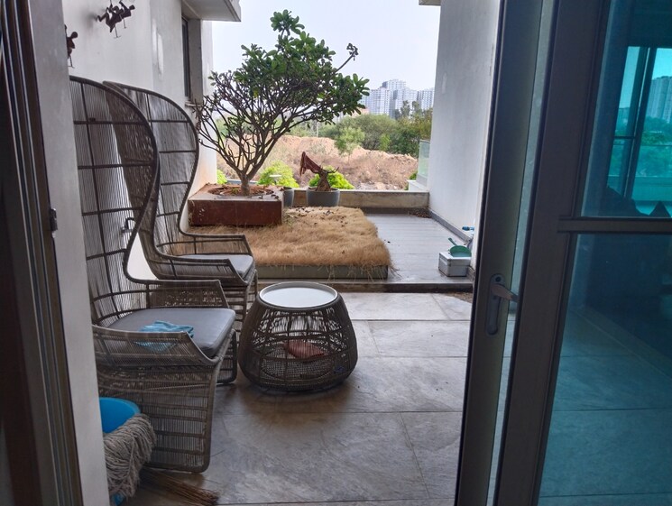 Living Room, jayabheri-the-peaks 4 Bedroom 5440 Sq.Ft. Apartment In Narsingi Hyderabad 8992015