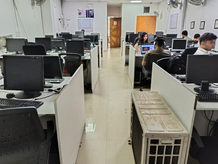 Team Area, sector 3 Commercial Office Space in IT/SEZ 1200 Sq.Ft. In Sector 3 Noida 8992047