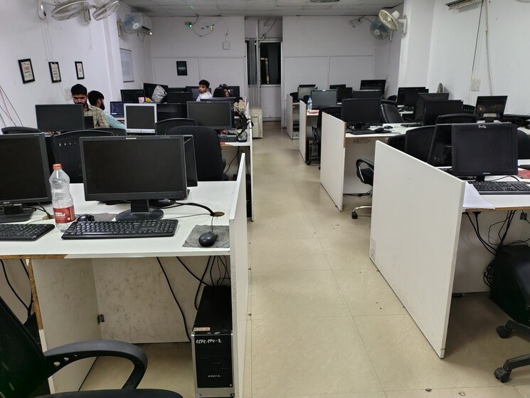 Team Area, sector 3 Commercial Office Space in IT/SEZ 1200 Sq.Ft. In Sector 3 Noida 8992047