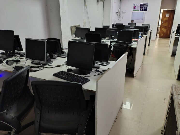 Team Area, sector 3 Commercial Office Space in IT/SEZ 1200 Sq.Ft. In Sector 3 Noida 8992047