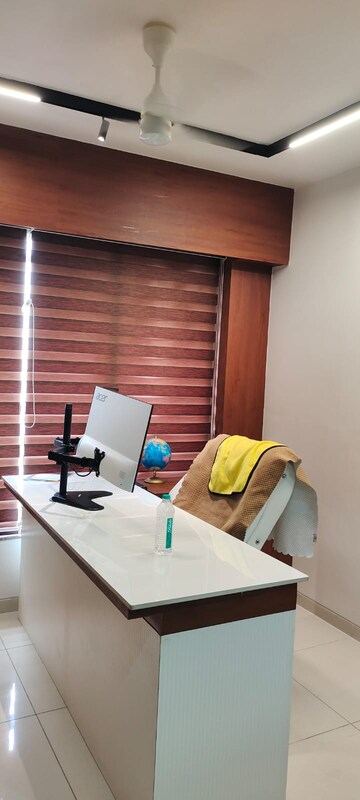  Office Space For Rent in Shyamal