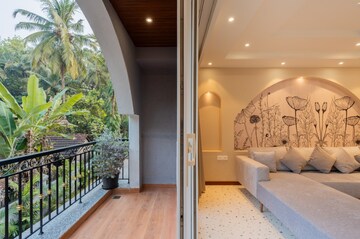 Balcony in 5 BHK Villa at Calangute – for Sale