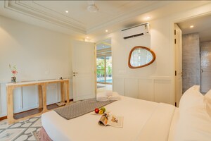 Bathroom in 5 BHK Villa at Calangute – for Sale