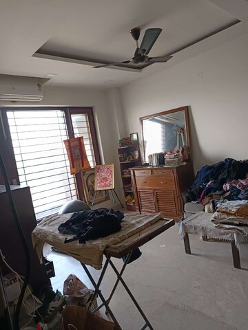 Living Room in 4 BHK Builder Floor at Sector 21d – for Rent
