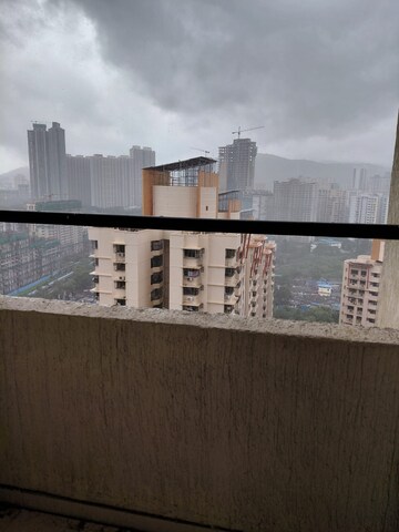 Swimming Pool in 4 BHK Apartment at Dosti Imperia Elecia CHSL, Ghodbunder Road – for Rent
