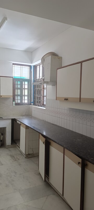 Kitchen in 4 BHK Independent House at Sector 14 – for Rent