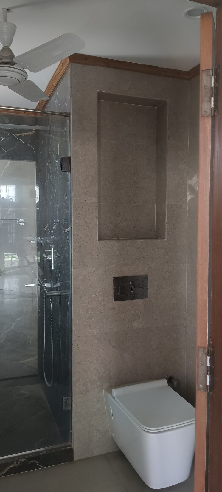 Bathroom, sector 14 4 Bedroom 3150 Sq.Ft. Independent House In Sector 14 Faridabad 8992135
