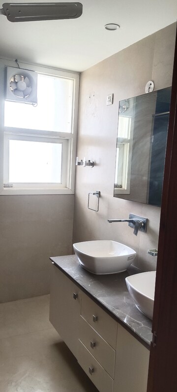 Bathroom in 4 BHK Independent House at Sector 14 – for Rent