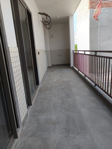 Balcony in 4 BHK Builder Floor at Sector 15 – for Rent
