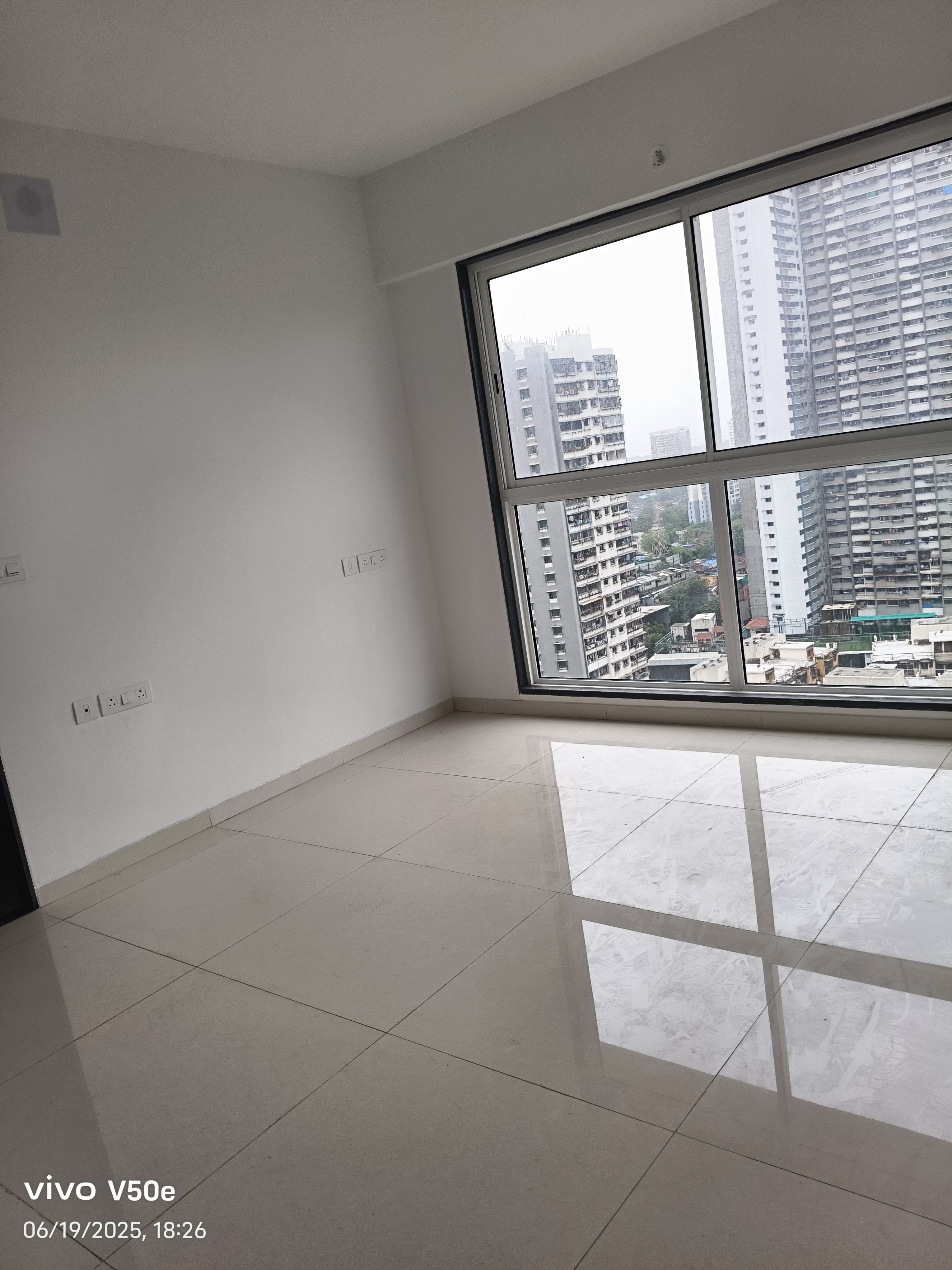 3 BHK + Pooja Room Apartment For Rent in Runwal Nirvana