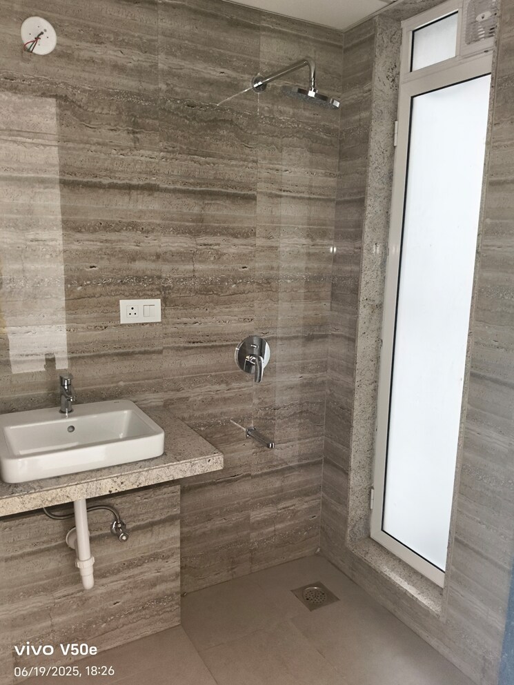 Bathroom, runwal-nirvana 3 Bedroom 1350 Sq.Ft. Apartment In Parel Mumbai 8992218