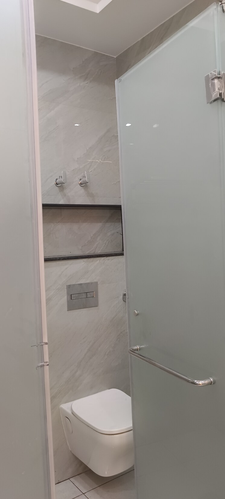 Bathroom, sector 16 3 Bedroom 2150 Sq.Ft. Builder Floor In Sector 16 Faridabad 8992268