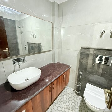 Team Area in 3.5 BHK Builder Floor at RWA Apartments Sector 108, Sector 108 – for Rent