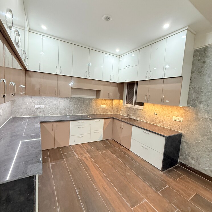 Kitchen, rwa-apartments-sector-108 3.5 Bedroom 300 Sq.Ft. Builder Floor In Sector 108 Noida 8992263