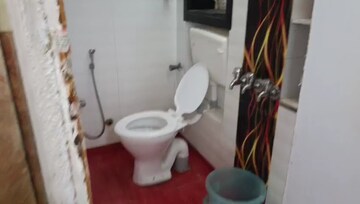 Attached Bathroom in 2 BHK Apartment at Parel – for Rent