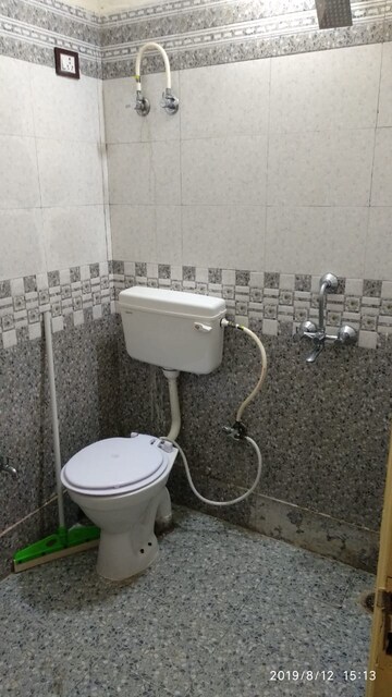Bathroom in 1 BHK Builder Floor at ABCZ East Sapphire, Sector 45 – for Rent