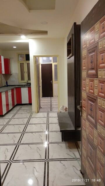 Building Lobby in 1 BHK Builder Floor at ABCZ East Sapphire, Sector 45 – for Rent