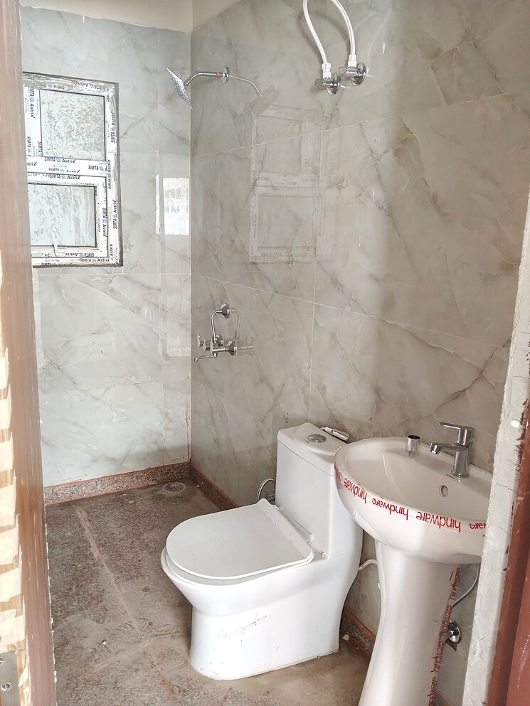 Bathroom, khodna kalan 3 Bedroom 1575 Sq.Ft. Villa In Khodna Kalan Greater Noida 8992312