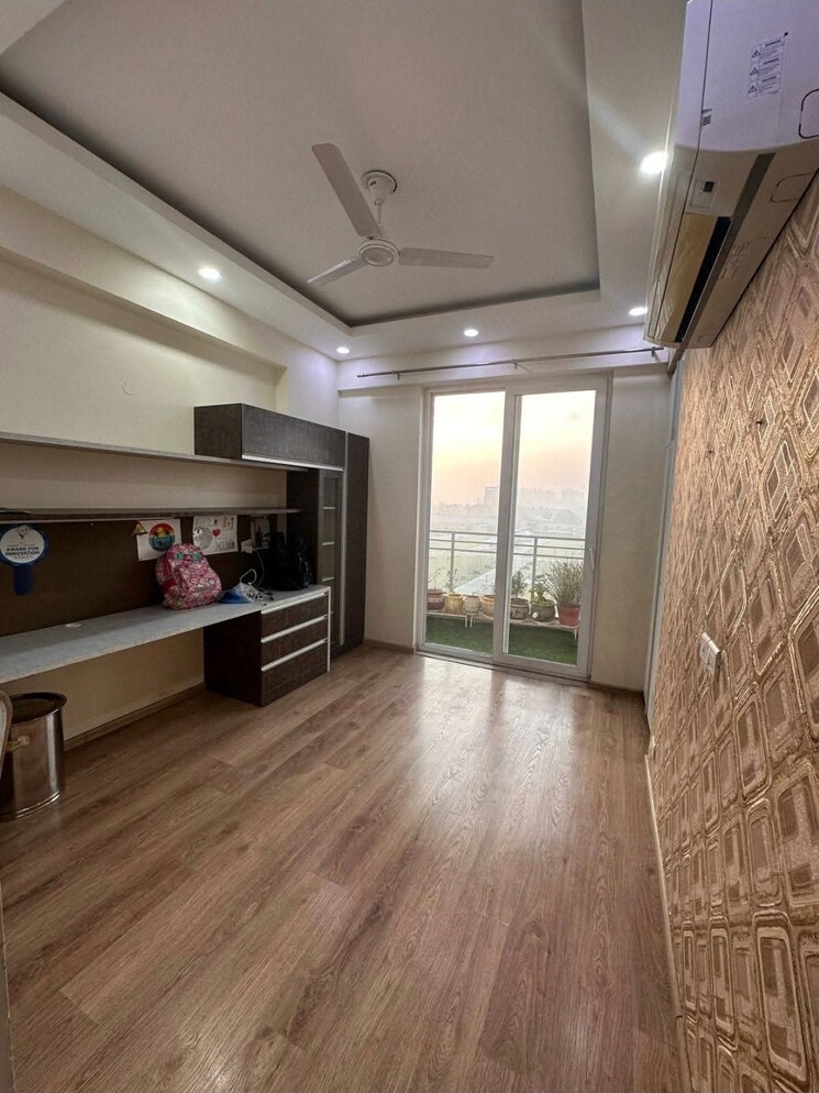 Kitchen, dlf-the-primus 3 Bedroom 2086 Sq.Ft. Apartment In Sector 82a Gurgaon 8992444
