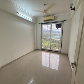 Room in 2 BHK Apartment at Arihant Abhilasha, Kharghar Sector 35i – for Rent